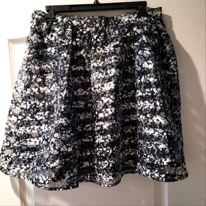 Beautiful  new summer skirt of Blues and black